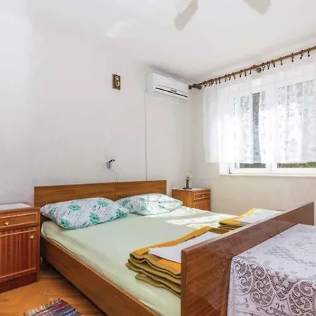 In 15333 Apartment *